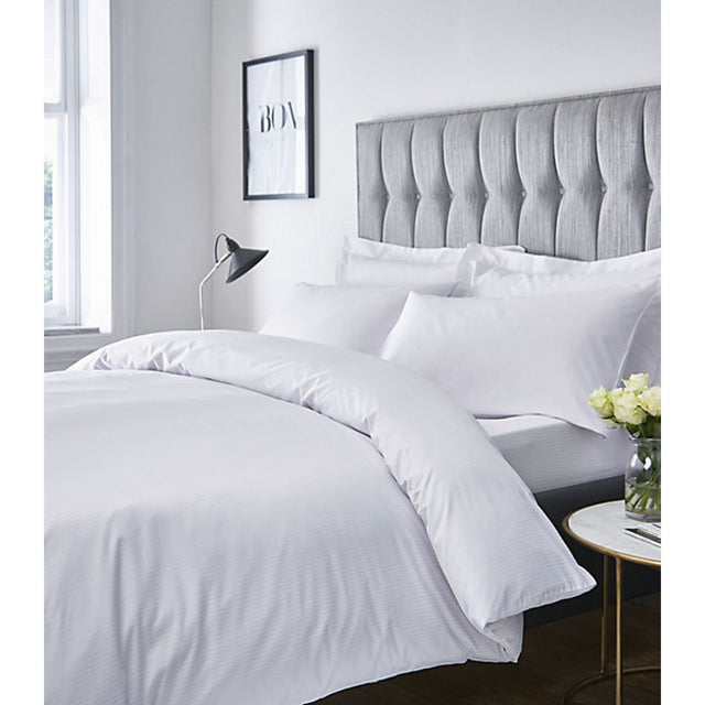 Catherine Lansfield Bedding Satin Stripe 300 Thread Count Super King Duvet Cover Set with Pillowcases White