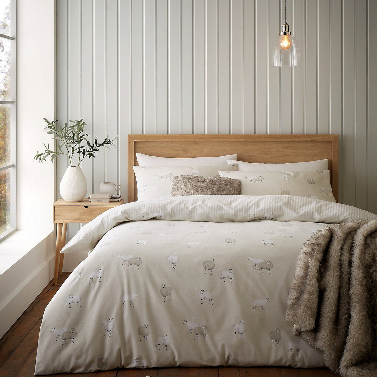 Catherine Lansfield Brushed Cotton Sheep Reversible Duvet Cover Set - Single - DUVET COVERS - Beattys of Loughrea