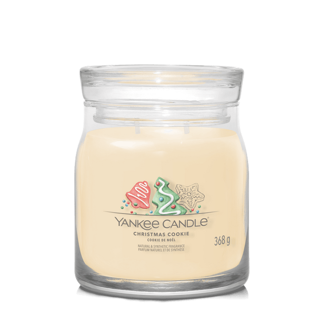 Christmas Cookie Signature Medium Jar Yankee Candle 368g - CANDLES - Beattys of Loughrea