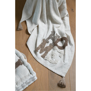 Joanny Off - white Throw 125 x 150cm - THROWS/BLANKETS - Beattys of Loughrea