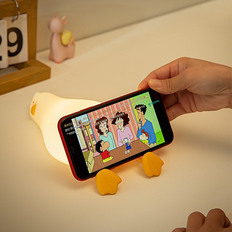 Quacker The Duck - Lumi Buddy Nightlight RGB - NIGHT LIGHT PLUG IN - Beattys of Loughrea