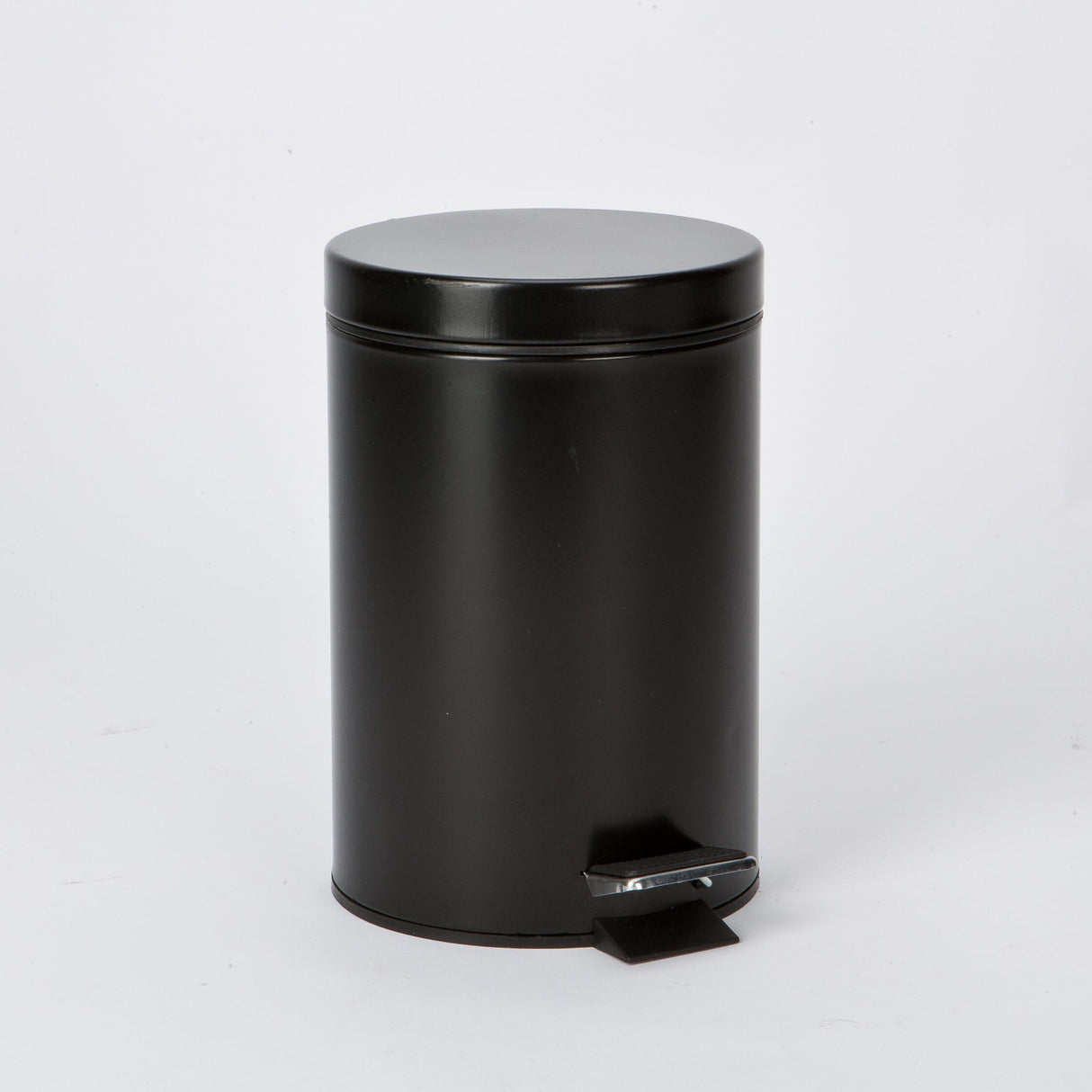 Highlands 3 Litre Pedal Black Bin