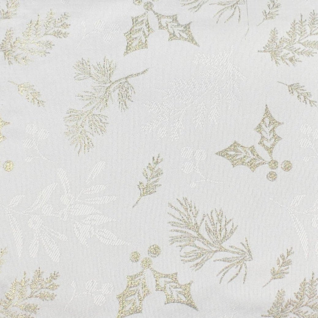 Peggy Wilkins Winter Hedgerow Champagne & Gold Christmas Tablecloth – 67" x 100" (170 x 250 cm) - TABLECLOTHS/RUNNERS - Beattys of Loughrea
