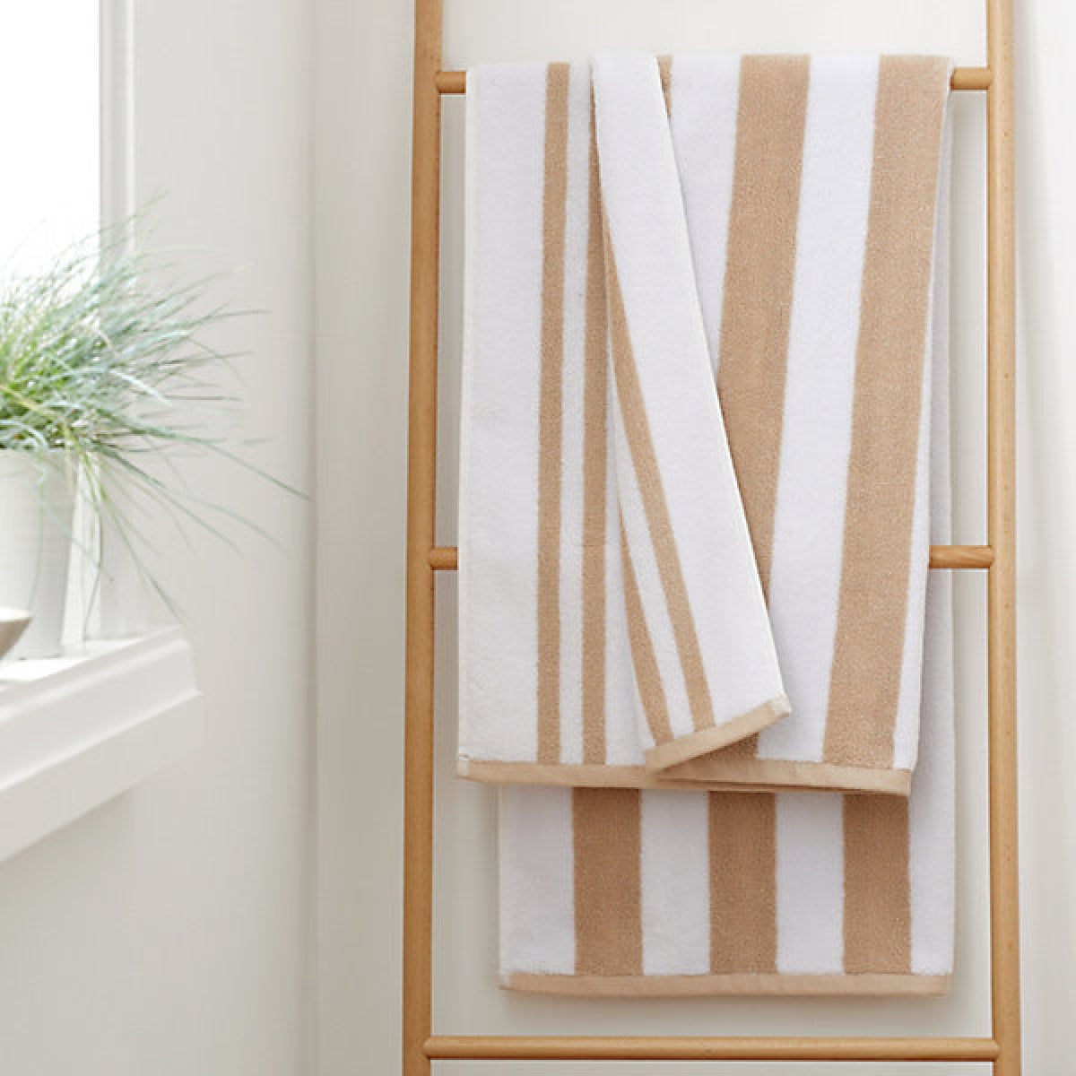 Bianca Fine Linens Reversible Stripe Cotton Jacquard Bath Towel Natural