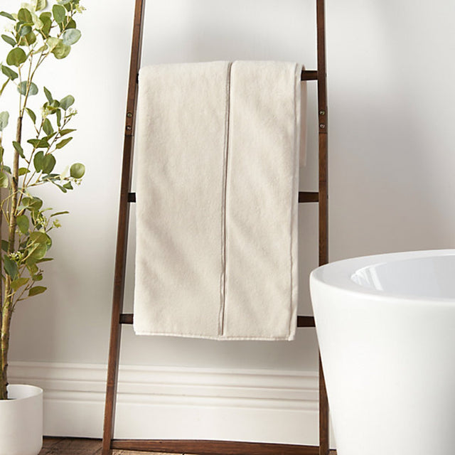 Bianca Fine Linens Zero Twist Satin Stitch Cotton 100 x 150cm Bath Sheet Cream