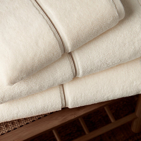 Bianca Fine Linens Zero Twist Satin Stitch Cotton 100 x 150cm Bath Sheet Cream - TOWELS FACECLOTHS - Beattys of Loughrea