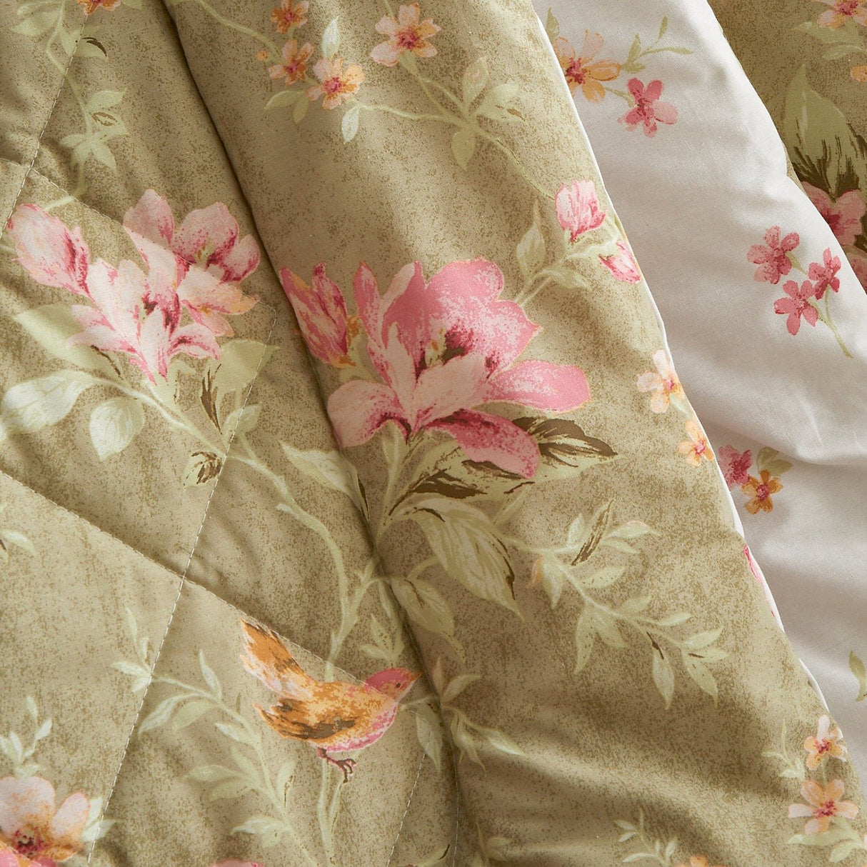 Bridgerton by Catherine Lansfield – Penelope Floral Bedspread Throw - BED SPREADS/COVERS/QUILTS - Beattys of Loughrea