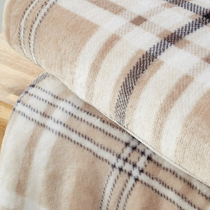 Catherine Lansfield Cosy Kelso Check 130 x 170 cm Blanket Throw Natural