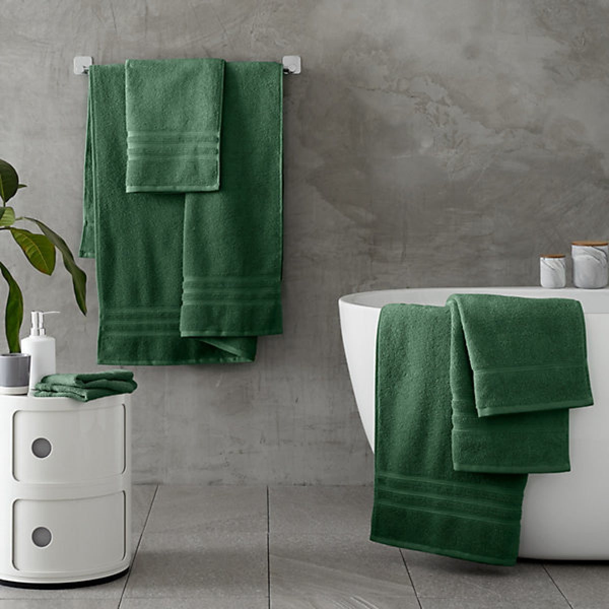 Catherine Lansfield Zero Twist Cotton Face Cloth Pair Forest Green