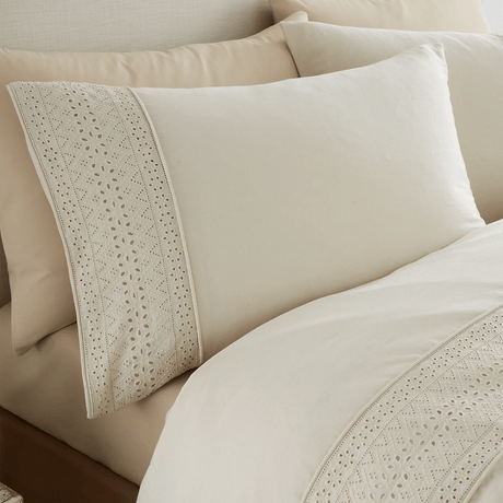 Catherine Lansfield Broderie Anglaise Cream Duvet Cover Set - Single - DUVET COVERS - Beattys of Loughrea