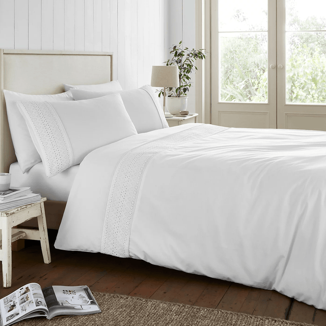 Catherine Lansfield Broderie Anglaise White Duvet Cover Set - Double - DUVET COVERS - Beattys of Loughrea