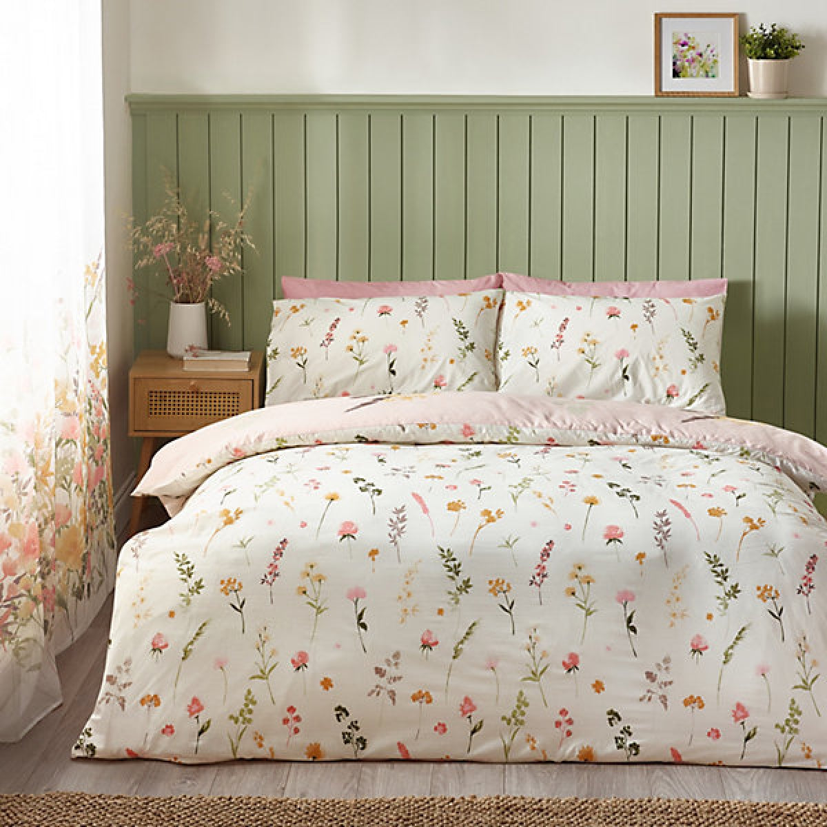 Catherine Lansfield Bedding Countryside Floral Floral Super King Duvet Cover Set with Pillowcases Pink