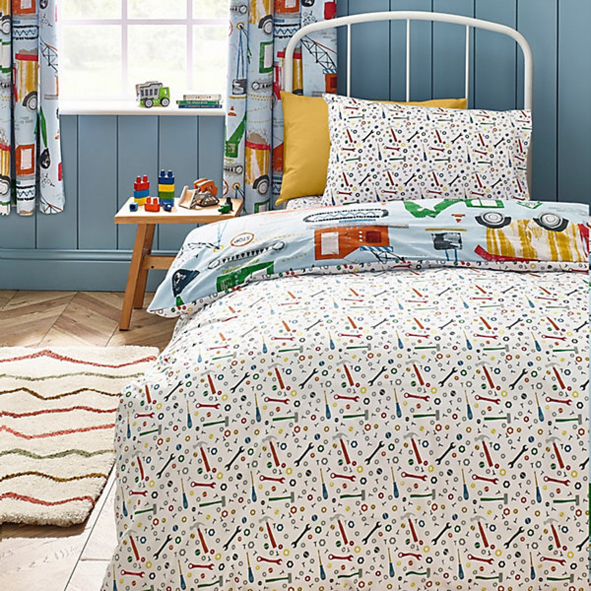 Catherine Lansfield Kids Digger Dreams Reversible Double Duvet Cover Set with Pillowcases Blue