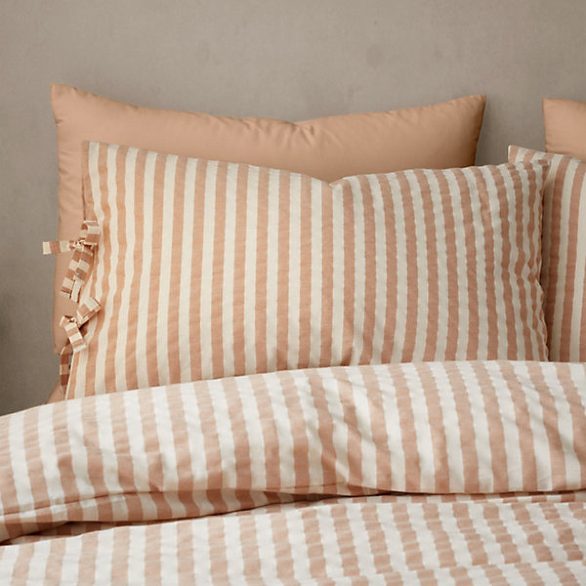 Bianca Pineapple Elephant Zanzibar Woven Stripe Super King Duvet Cover Set with Pillowcases Clay