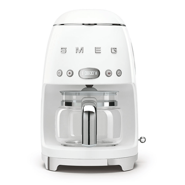 Smeg DCF02PBUK Drip Coffee Machine in White - COFFEE MAKERS / ACCESSORIES - Beattys of Loughrea