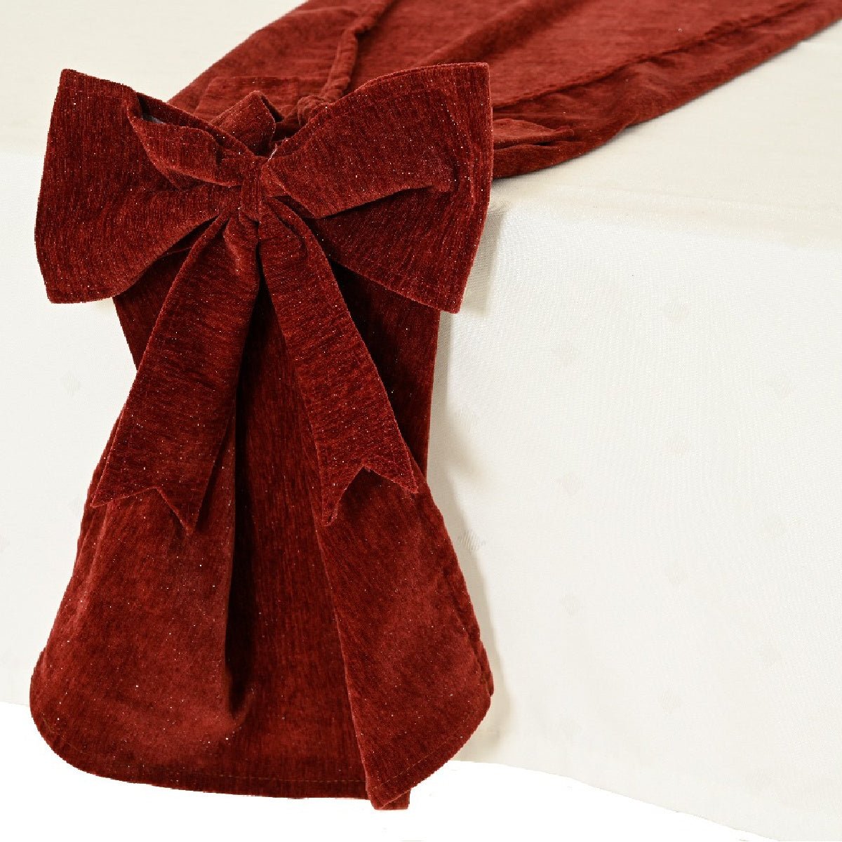 Decoris Burgundy Christmas Table Runner with Bow 140 x 40cm - APRON/GLOVE/TEXTILE - Beattys of Loughrea
