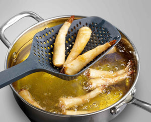 Joseph Joseph Scoop™ Plus Black Colander - KITCHEN HAND TOOLS - Beattys of Loughrea