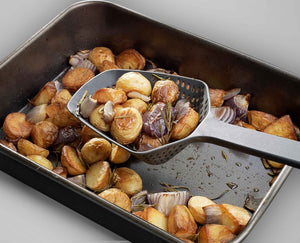 Joseph Joseph Scoop™ Plus Black Colander - KITCHEN HAND TOOLS - Beattys of Loughrea