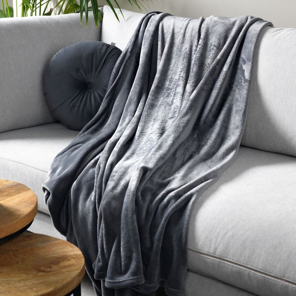 SIDNEY - Throw 140x180cm Charcoal Grey - THROWS/BLANKETS - Beattys of Loughrea