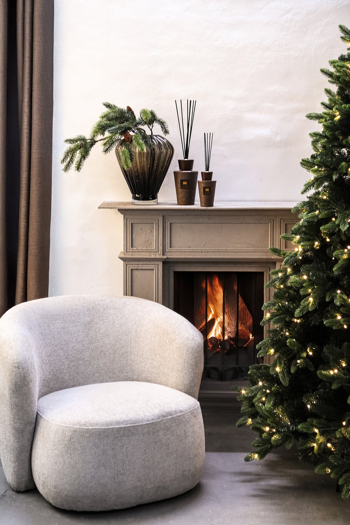 PTMD Exclusive Oak Blackcurrant Reed Diffuser 300ml - POT POURRI/AROMATHERAPY/OILS/DIFFUSER - Beattys of Loughrea