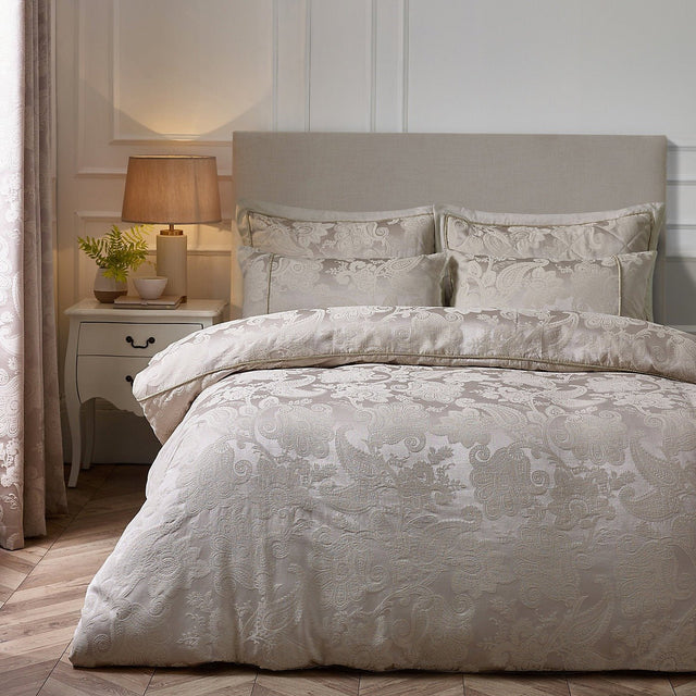 Catherine Lansfield Opulent Jacquard Duvet Set Champagne Gold - Superking - DUVET COVERS - Beattys of Loughrea