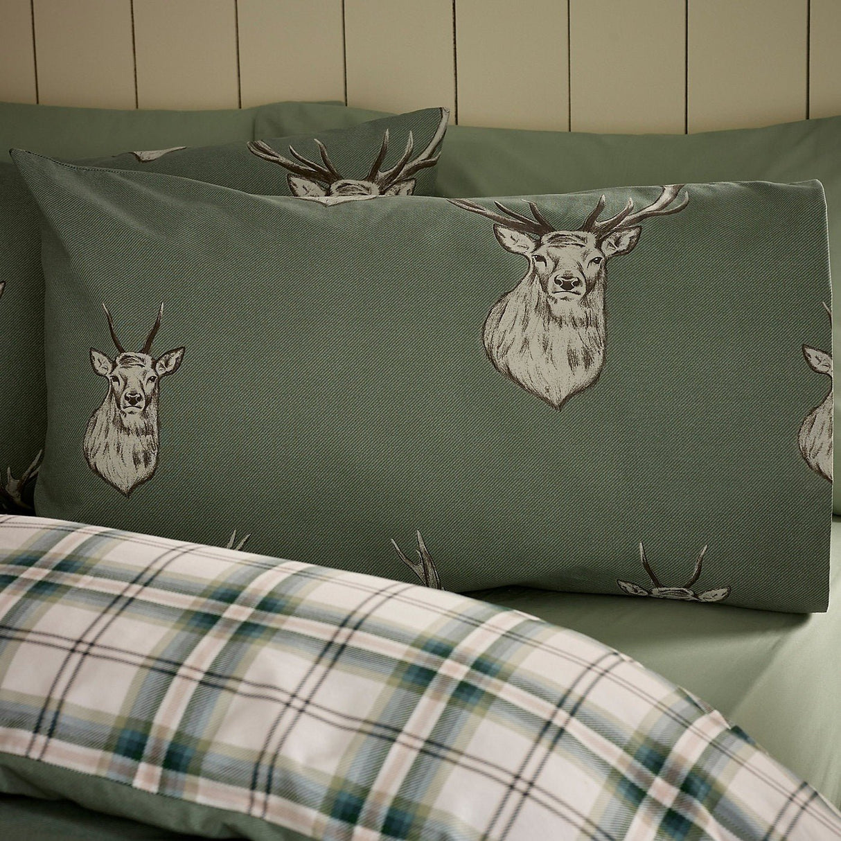 Catherine Lansfield Bedding Stag Check Duvet Set Soft Green - Double - DUVET COVERS - Beattys of Loughrea