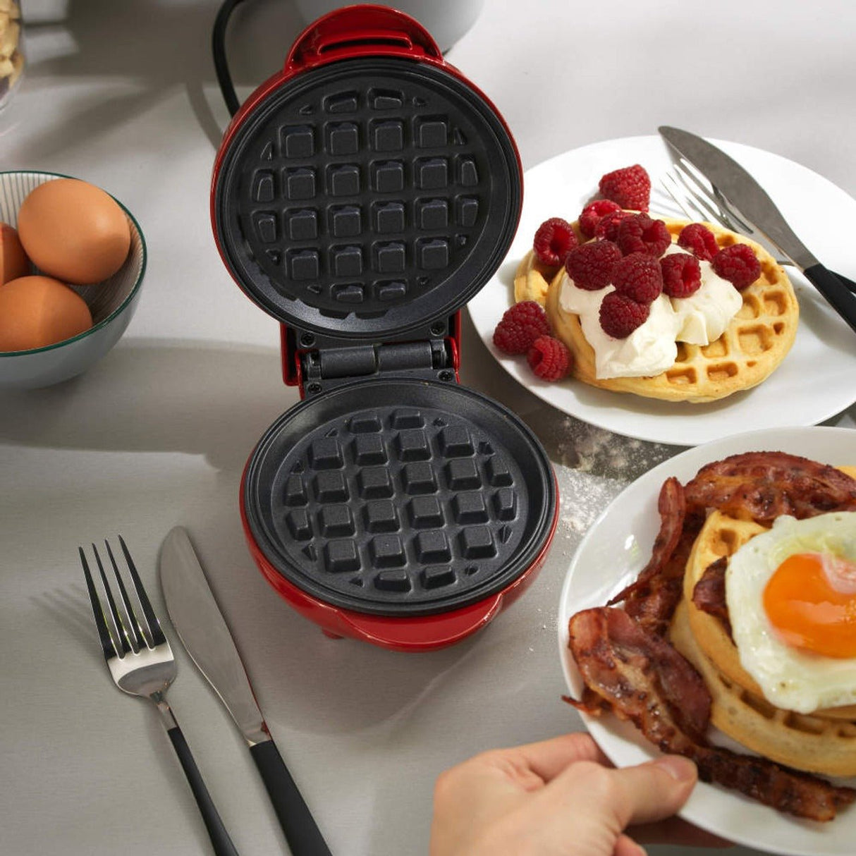 Giles & Posner Compact Electric Non - Stick Mini Waffle Maker | Red - PANCAKE WAFFLE MAKERS - Beattys of Loughrea