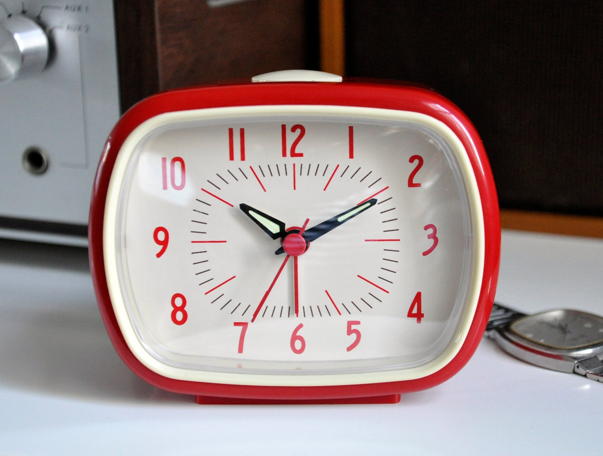 Retro alarm clock - Red - CLOCKS - Beattys of Loughrea