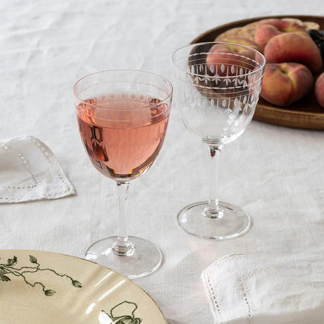 Vintage Etched Wine Glasses 250ml (Set of 2) – Clear - DRINKING GLASSES - Beattys of Loughrea