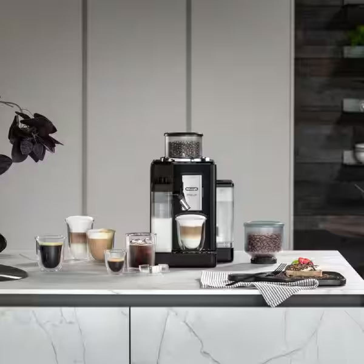 De'Longhi Rivelia EXAM440.55.B Black Automatic Bean to Cup Coffee Machine