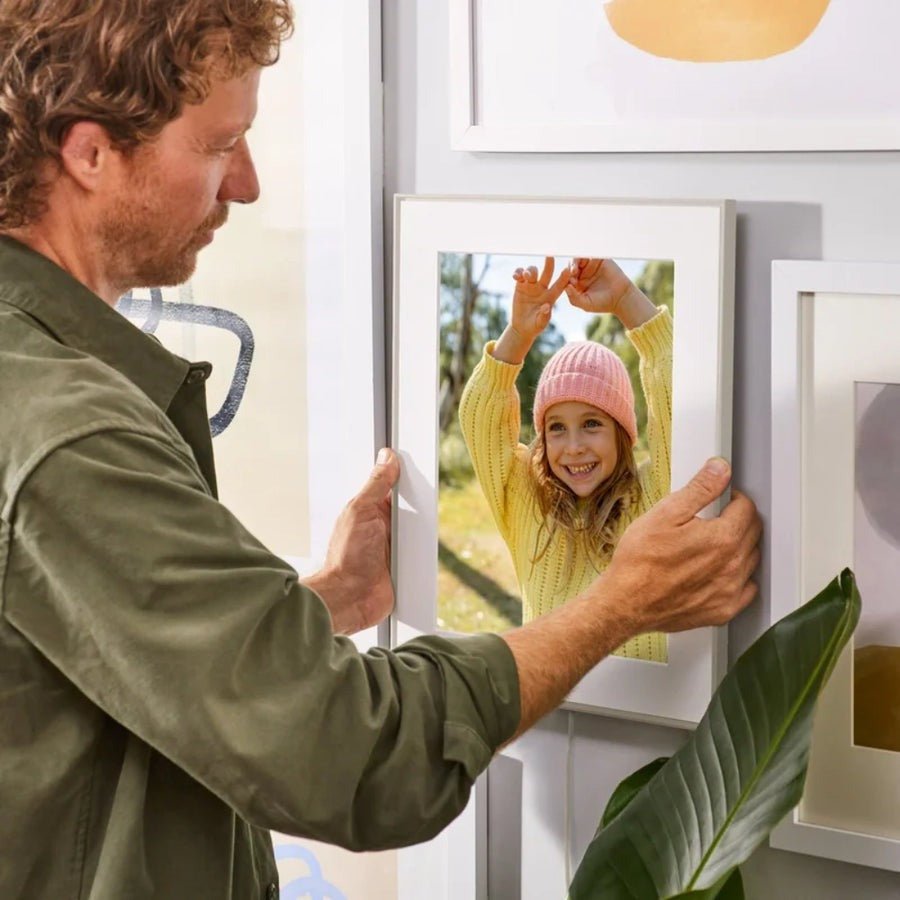 Aura Walden 15" Digital Photo Frame – Clay with Paper Mat | AF115-MWHT - Beattys of Loughrea | www.beattys.ie