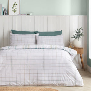 Catherine Lansfield Cartmel Check Reversible King Duvet Cover Set with Pillowcases Soft Green