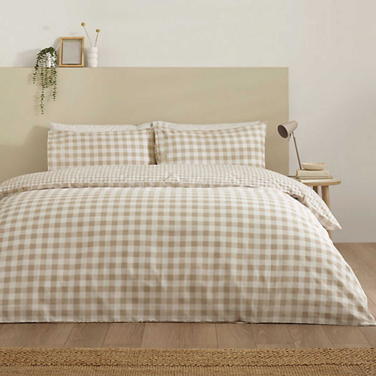 Catherine Lansfield Bamford Gingham Check Reversible Super King Duvet Cover Set with Pillowcases Natural