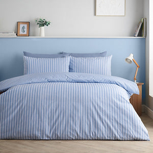 Catherine Lansfield Epping Textured Stripe Reversible King Duvet Cover Set with Pillowcases Blue