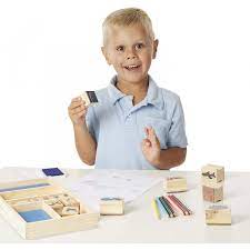 Melissa & Doug Animal Stamp Set - ART & CRAFT/MAGIC/AIRFIX - Beattys of Loughrea