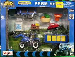 Maisto Mini Working Machines - Farm Set New Holland - FARMS/TRACTORS/BUILDING - Beattys of Loughrea