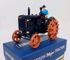 Britains 1:32 Fordson Major With
Steer Wheels (Limited Edition)