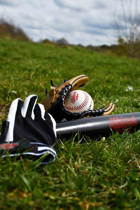 Midwest Junior Baseball Set - HURLS/BALLS/HELMETS/SPORTSWEAR - Beattys of Loughrea