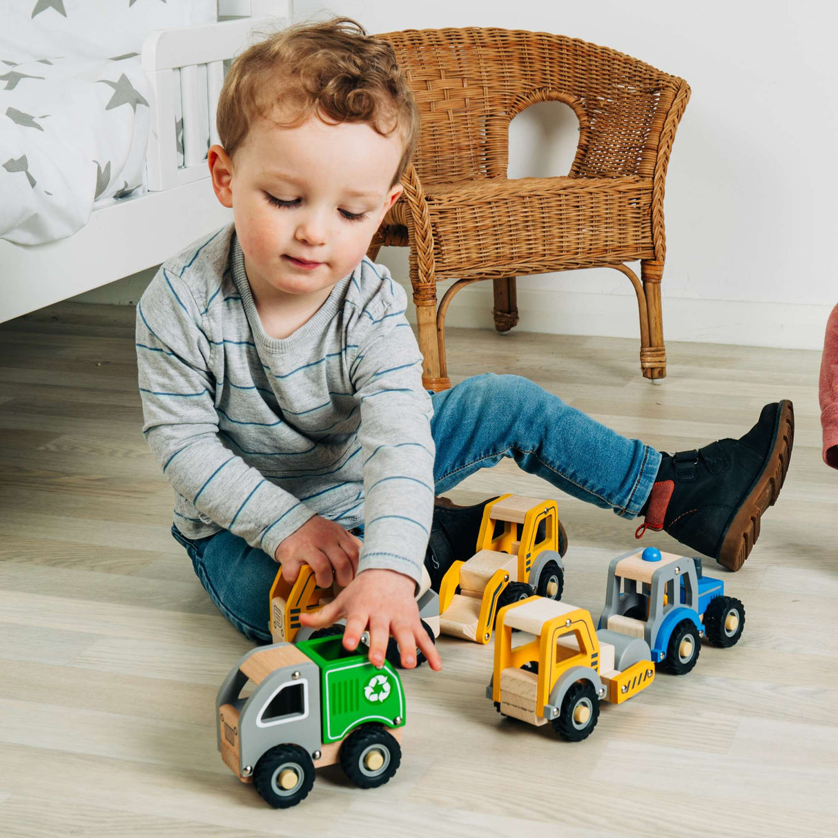 Tractor Blue - FARMS/TRACTORS/BUILDING - Beattys of Loughrea