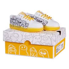 Miniverse - Make It Mini Sneakers Assorted Styles - ART & CRAFT/MAGIC/AIRFIX - Beattys of Loughrea