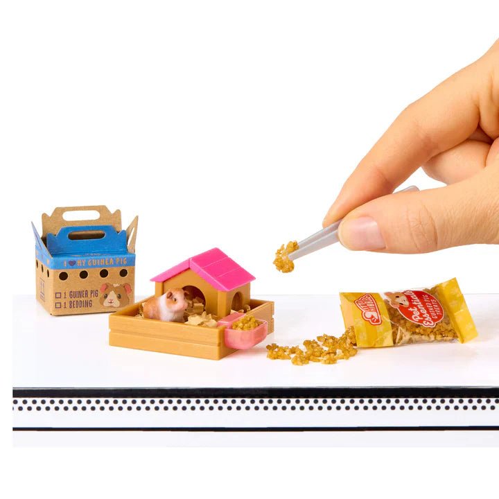 Mini Verse Make It Mini - Animals Assorted Styles - ART & CRAFT/MAGIC/AIRFIX - Beattys of Loughrea