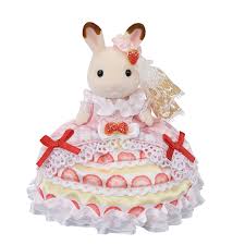 Sylvanian Families Freya's 40th Birthday Celebration Strawberry Cake Dress - SYLVANIAN / BEANIE BABIES - Beattys of Loughrea
