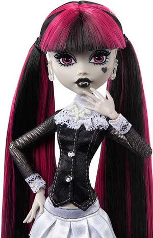 Monster High Reel Drama Draculaura Doll - DOLLS - Beattys of Loughrea