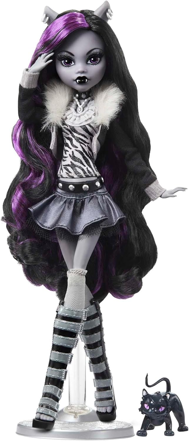 Monster High Reel Drama Doll - Clawdeen Wolf - Beattys of Loughrea | www.beattys.ie