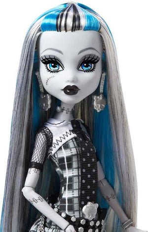 Monster High Reel Drama Frankie Stein Doll - DOLLS - Beattys of Loughrea