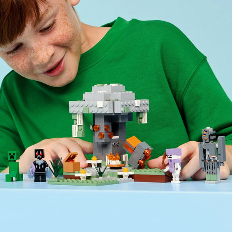 Lego 21586 Minecraft The Pale Garden - Beattys of Loughrea | www.beattys.ie