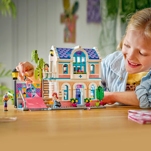 Lego 42687 Liann's Family House - Beattys of Loughrea | www.beattys.ie