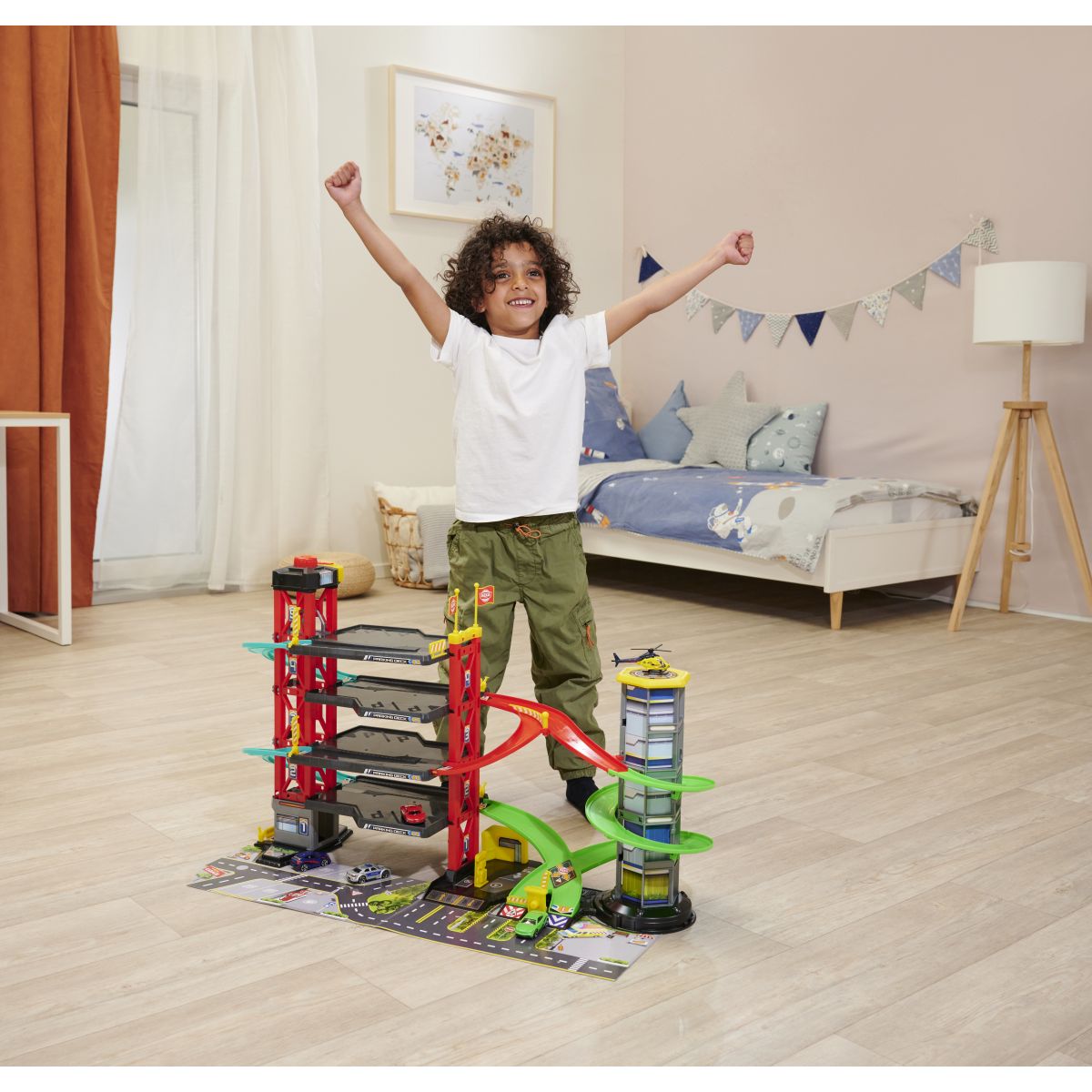 Parking Garage - CARS/GARAGE/TRAINS - Beattys of Loughrea