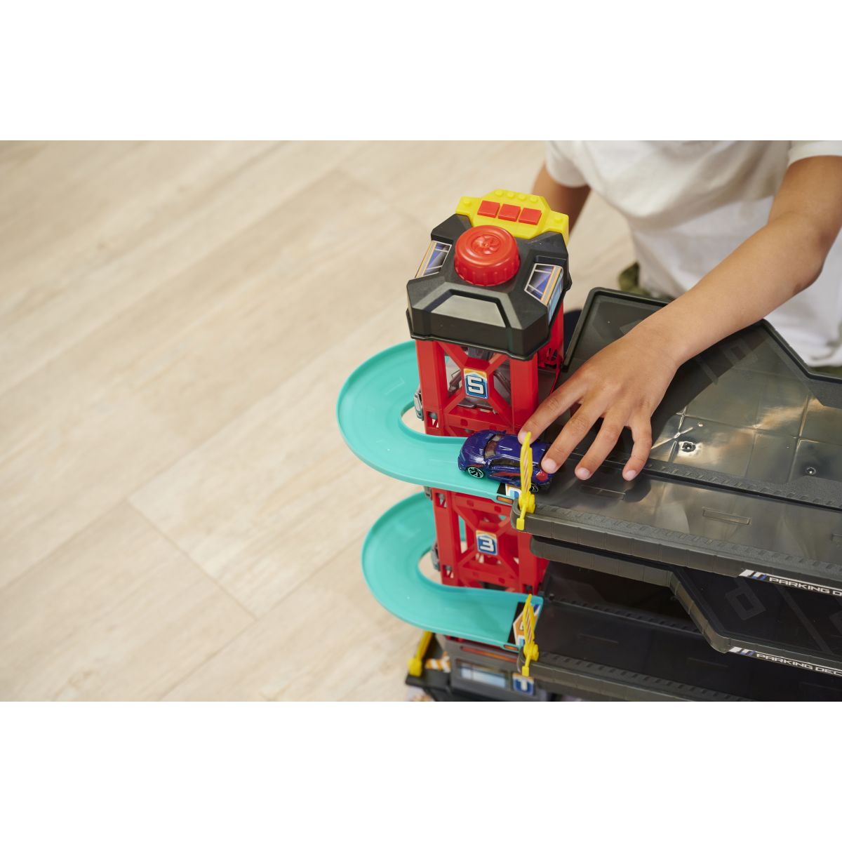 Parking Garage - CARS/GARAGE/TRAINS - Beattys of Loughrea