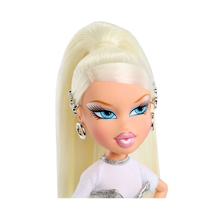 Bratz Charmz Doll - Cloe - DOLLS - Beattys of Loughrea